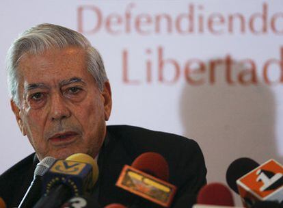 El escritor hispano-peruano, durante la inauguración del Encuentro Internacional Libertad y Democracia, en Caracas