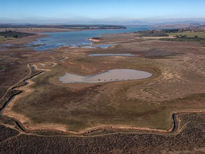 Vista aérea la semana pasada del lago Furnas, en Pimenta (Minas Gerrais), que está al 27% de su capacidad.