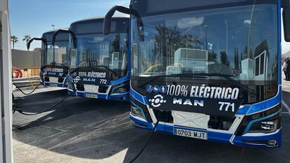 Muchos operadores de transporte y grandes ciudades han confiado en Endesa X para implementar este medio de locomoción. Es el caso de Málaga (en la imagen) Madrid, Barcelona, Zaragoza o Sevilla.