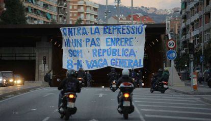 Cortes de tráfico durante la huelga general del 8 de noviembre de 2017.