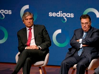 Francisco Reynés y Antonio Llardén, presidentes de Naturgy y Enagás (en la foto, en un acto conjunto en junio de 2019).