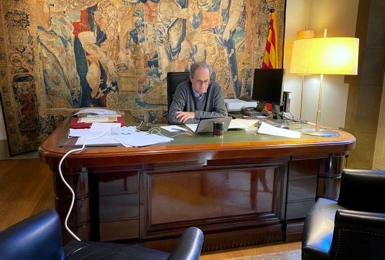 El presidente de la Generalitat, Quim Torra, en la reunión telemática con los representantes culturales.