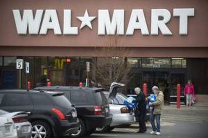 Vista de una tienda de la cadena de tiendas WalMart en Kingstown, Virginia (EE.UU.). EFE/Archivo