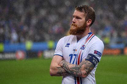 El futbolista islandés Aron Gunnarsson, tras la derrota de su selección ante Francia en cuartos.
