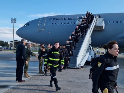 Llegada de los efectivos de la UME este martes a la base de Adana (Turquía) para socorrer a las víctimas del terremoto que ha asolado parte de ese país y de Siria.