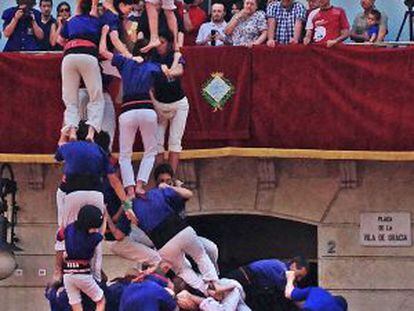 Momento de la caída del ‘castell’ de Vila de Gràcia.