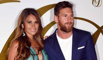 Lionel Messi, junto a su esposa Antonella Roccuzzo, en Ibiza el pasado julio. 