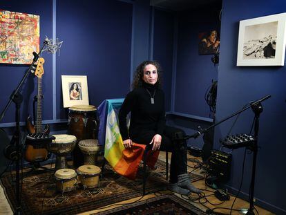 La cantante Noa en su estudio de grabación en un kibutz cerca de Tel Aviv.