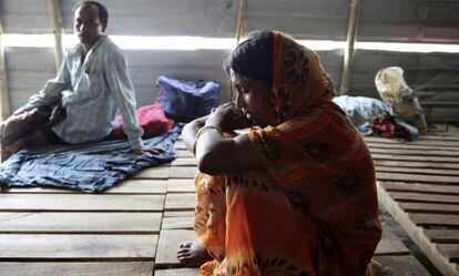 Una mujer quemada con ácido en Bangladesh.