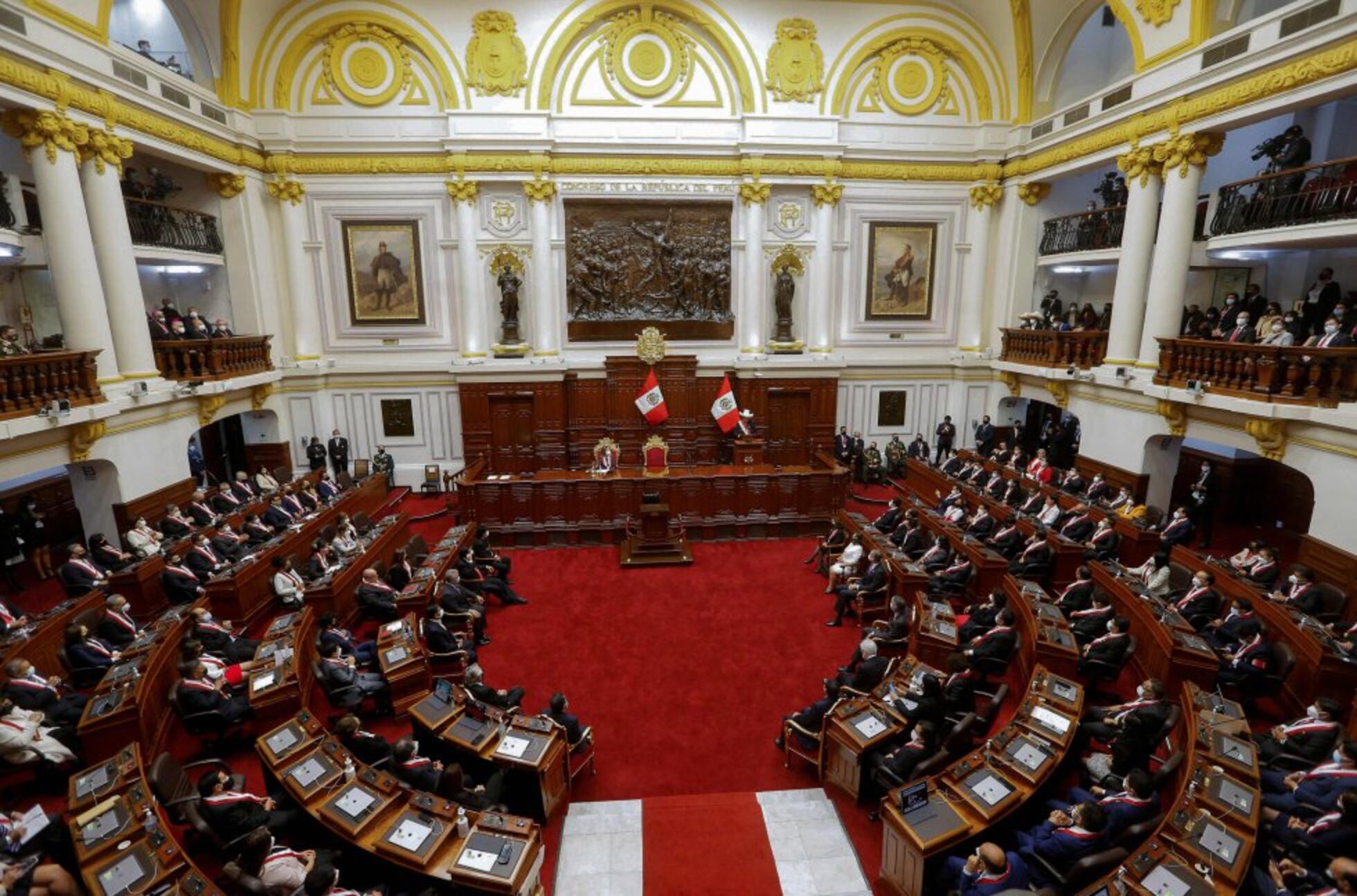 Pedro Castillo Jura Como Presidente De Perú, En Imágenes | Fotos ...