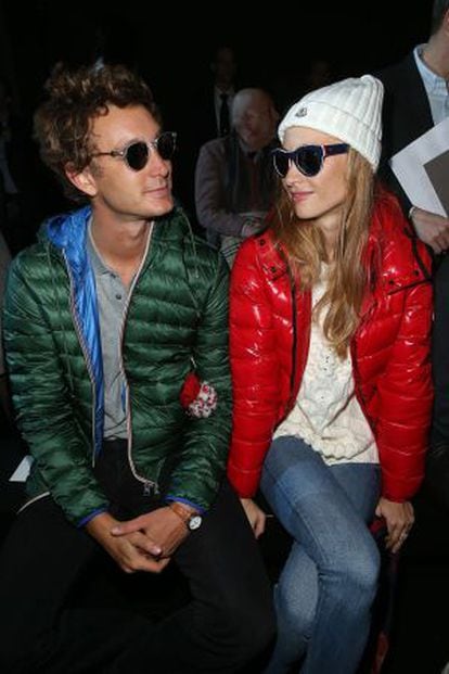 Pierre Casiraghi y Beatrice Borromeo en la semana de la moda de Paris en marzo de 2015.