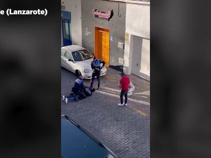 Polémica por la actuación violenta de dos policías locales durante una detención en Lanzarote 
