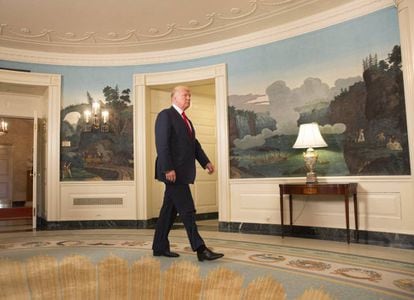 Donald Trump, ayer en la Casa Blanca poco antes de rectificar su posici&oacute;n sobre las agresiones en Charlottesville. 