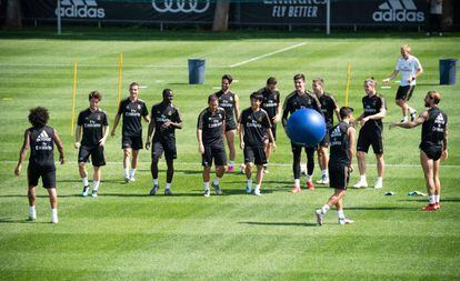 Los jugadores del Madrid, durante el último entrenamiento en Montreal (Canadá) antes de viajar a Houston (Estados Unidos).