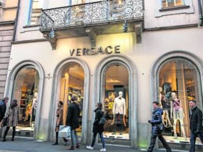 Versace, ante el reto de encontrar su nuevo espacio