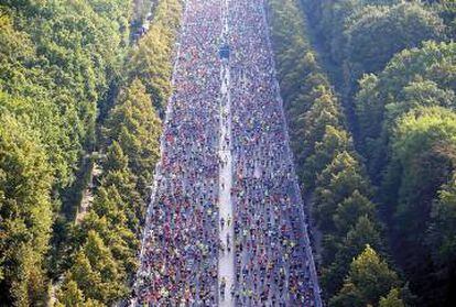 Participar en un maratón como este de Berlín cuesta 136 euros. No es demasiado caro, la inscripción en Nueva York supera los 300 dólares.