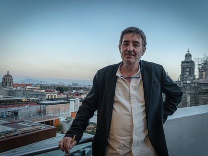 El poeta Luis García Montero en el Centro Cultural España de Ciudad de México, este martes.