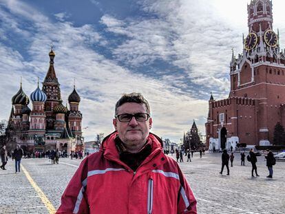 Mark Galeotti, en la plaza Roja de Moscú, en marzo de 2019, en una foto de su archivo personal.