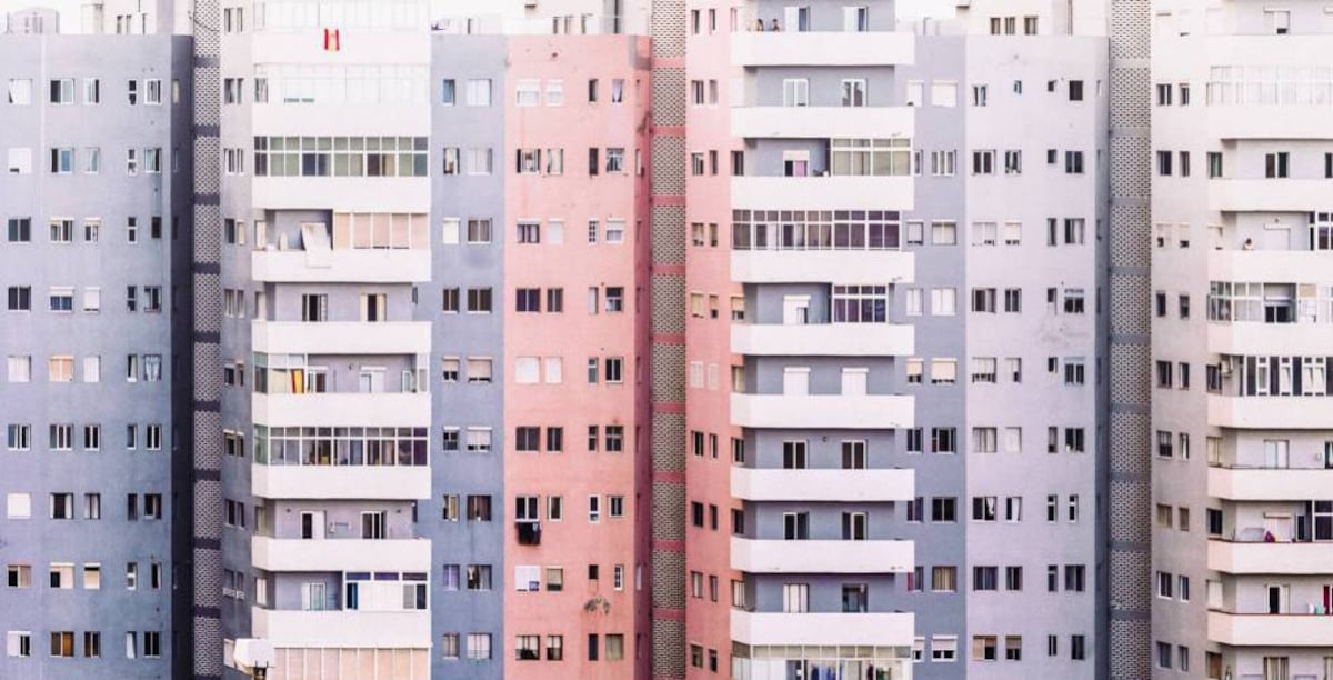 Canarias limitará el alquiler vacacional a pisos superiores a 39 metros cuadrados y exigirá el permiso de los vecinos | Economía