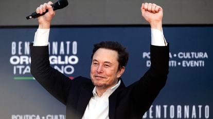 Fotografía de archivo fechada el 16 de diciembre de 2023 del empresario Elon Musk durante el Festival político Atreju 2023.