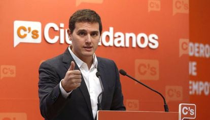 El líder de Ciudadanos, Albert Rivera, durante una rueda de prensa.