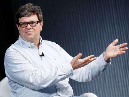 Yann Lecun es profesor en la Universidad de Nueva York y director de investigación en inteligencia artificial en Facebook. En 2018 recibió el premio Turing.