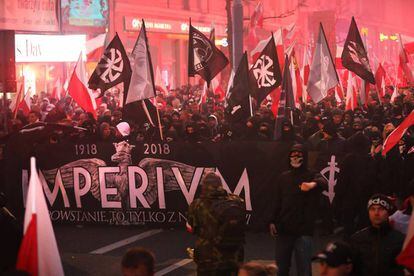 Grupos de extrema derecha se manifiestan en Varsovia el pasado domingo.