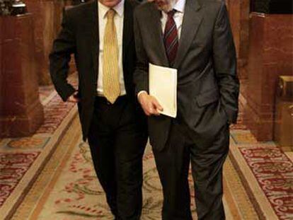 Durao Barroso y Tony Blair, tras una reunión en Downing Street.