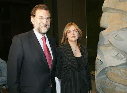 El presidente del PP, Mariano Rajoy, y Rosa María Pérez
