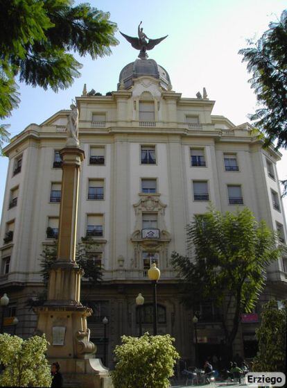 Edificio de la Unión y el Fénix en Murcia.