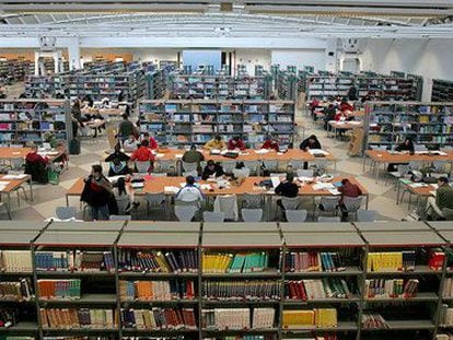 Los usuarios de bibliotecas aumentan un 50,6% en las capitales andaluzas