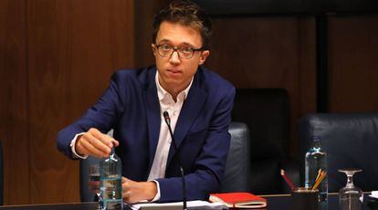 El portavoz de Más Madrid, Íñigo Errejón, en un pleno en la Asamblea de Madrid el 3 de octubre.