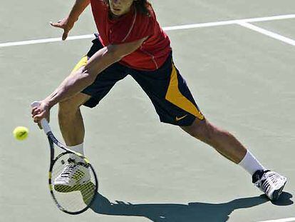 Nadal, entrenándose en Australia.