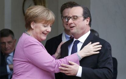 Merkel y Hollande, durante su encuentro este viernes.