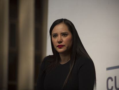 La alcaldesa de Cuauhtémoc, Sandra Cuevas, durante una comparecencia.