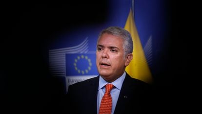 Iván Duque Márquez, expresidente de Colombia, busca nuevo destino en la arena internacional.