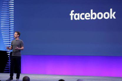 Mark Zuckerberg durante la conferencia F8.