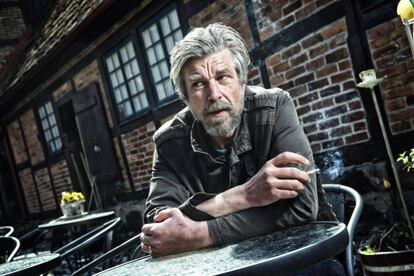 El escritor Karl Ove Knausgard, en abril de 2015 en Ystad.