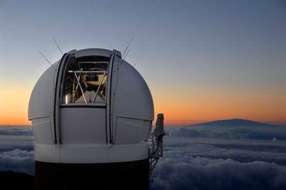 Telescopio de 1,8 metros de diámetro, en Haleakala (Hawai), con el que se buscan asteroides peligrosos.