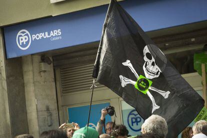 Concentración de la PAH ante la sede del PP.
