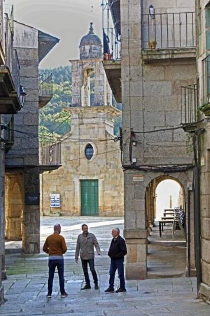 Rúa de Merelles Caula, en la judería de Ribadavia.