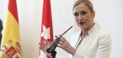 Cristina Cifuentes en la rueda de prensa en la que anunció su renuncia.