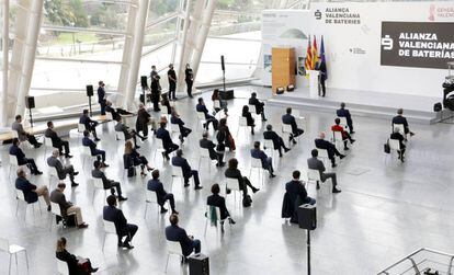Ximo Puig, presidente de la Generalitat Valenciana, presenta la Alianza Valenciana de Baterías, el pasado 17 de febrero.
