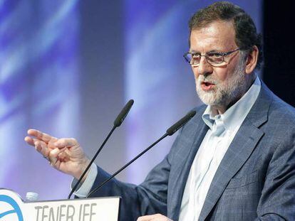 El presidente del Gobierno y del PP, Mariano Rajoy, en Tenerife.
