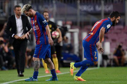 De esta forma, y si se cumplen los plazos, Messi no podrá jugar contra el Sporting de Gijón, el Borussia Mönchengladbach en Liga de Campeones, y ante el Celta de Vigo en la séptima jornada del Campeonato.