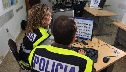 Agentes de polic&iacute;a, en una imagen de archivo.