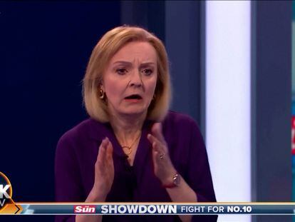 Vídeo | El desmayo de una presentadora obliga a detener el debate de las primarias del Partido Conservador británico