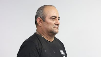 Dairo Antonio Úsuga, 'Otoniel', líder del Clan del Golfo, es fotografiado en Bogotá luego de su captura, el 23 de octubre de 2021.