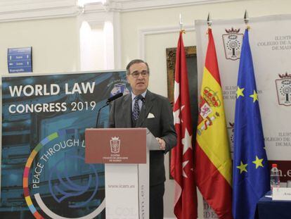 José María Alonso durante su discurso en el acto de presentación del World Law Congress en el ICAM. 