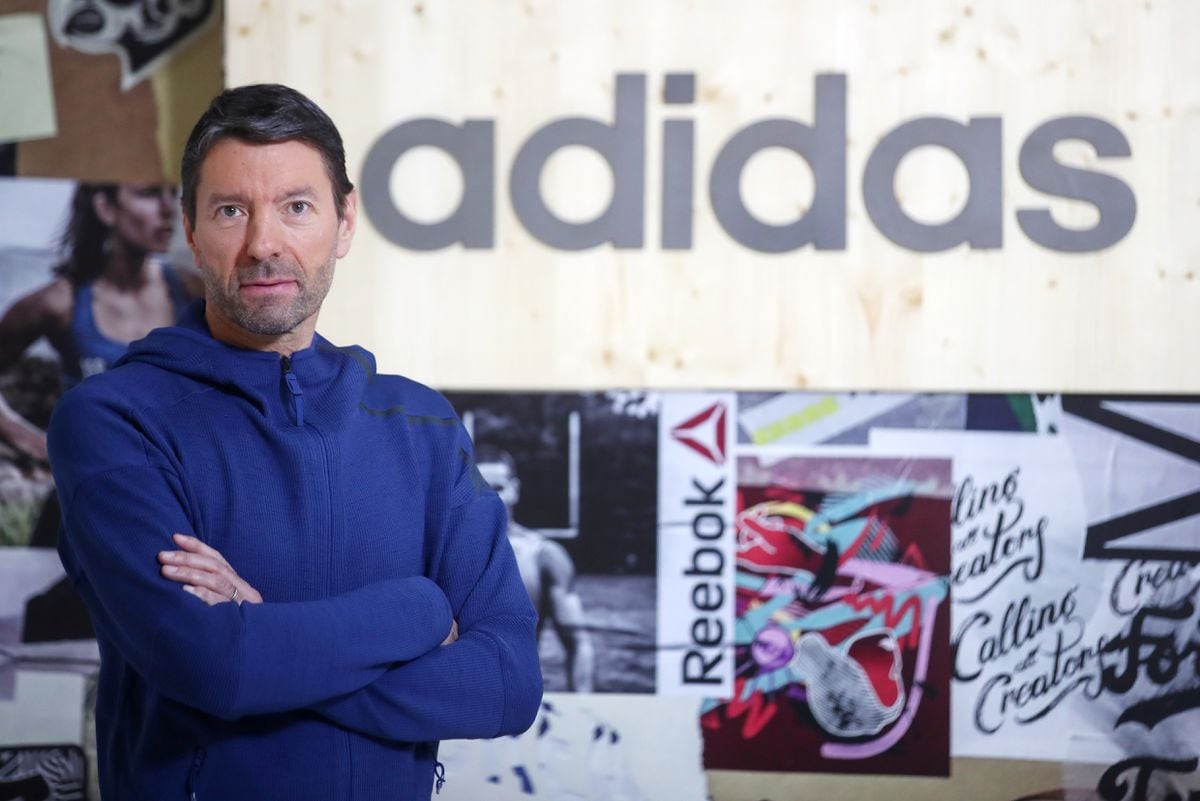 templo Grabar Iniciativa Adidas vende Reebok al grupo estadounidense Authentic Brands por 2.100  millones | Economía | EL PAÍS